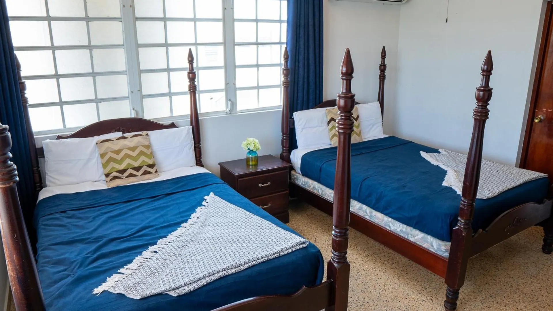 Wild Flowers Rooms Boquerón