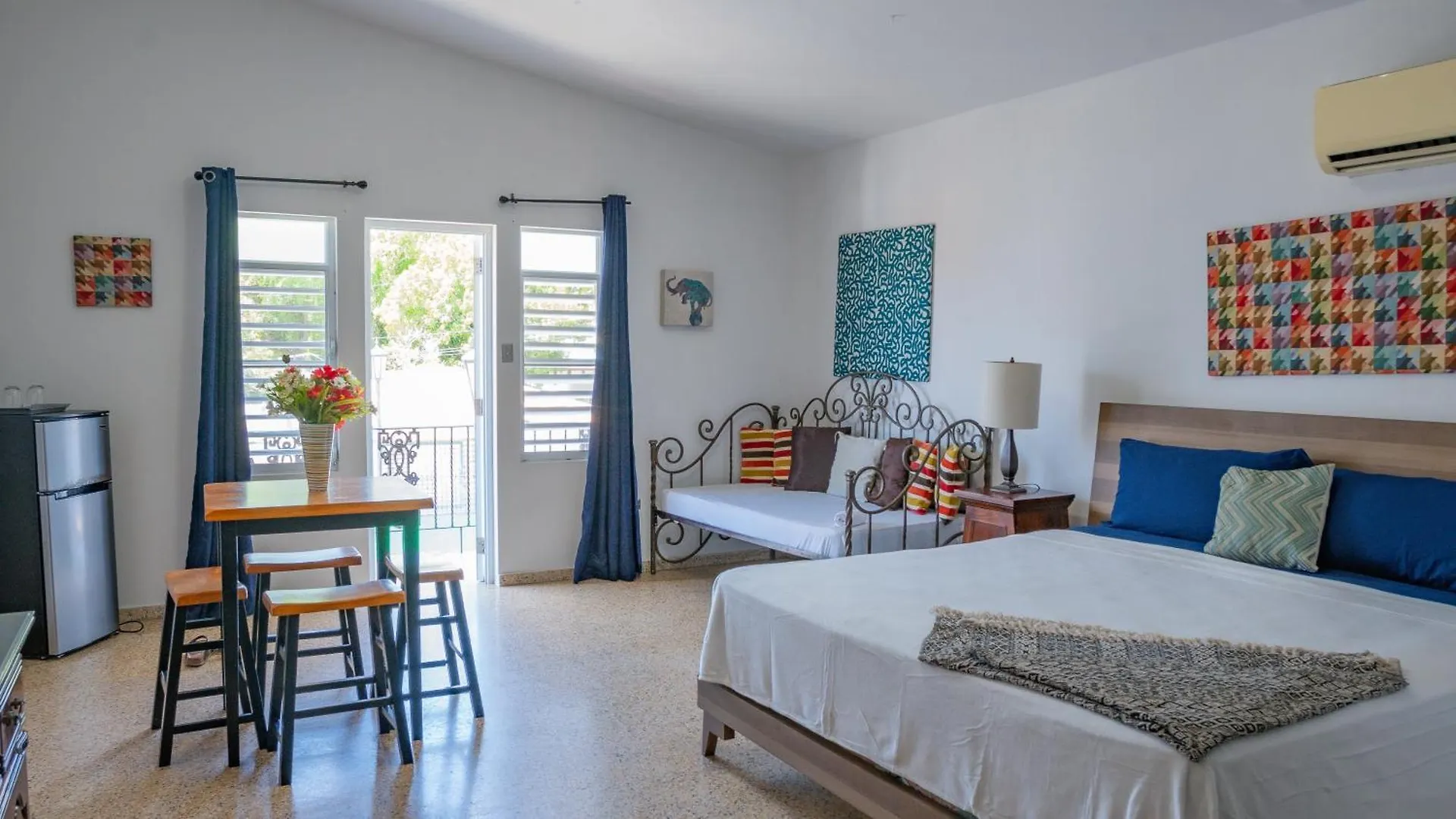 Wild Flowers Rooms Boquerón
